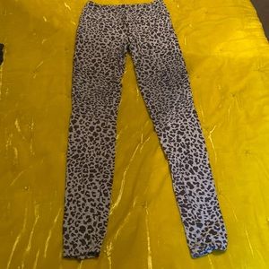 Cotton On leopard leggings!
